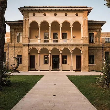 Apartament Piano Terra Pineta Mare