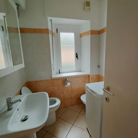 Piano Terra Pineta Mare Apartment *