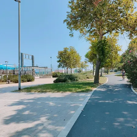 Piano Terra Pineta Mare Διαμέρισμα *